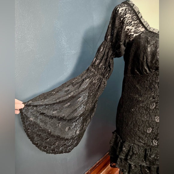 Black Lace Off Shoulder Drape Sleeve Dress - Picture 4 of 10